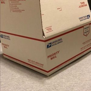 Mystery box!!! Laundry Soap, toiletries, & makeup